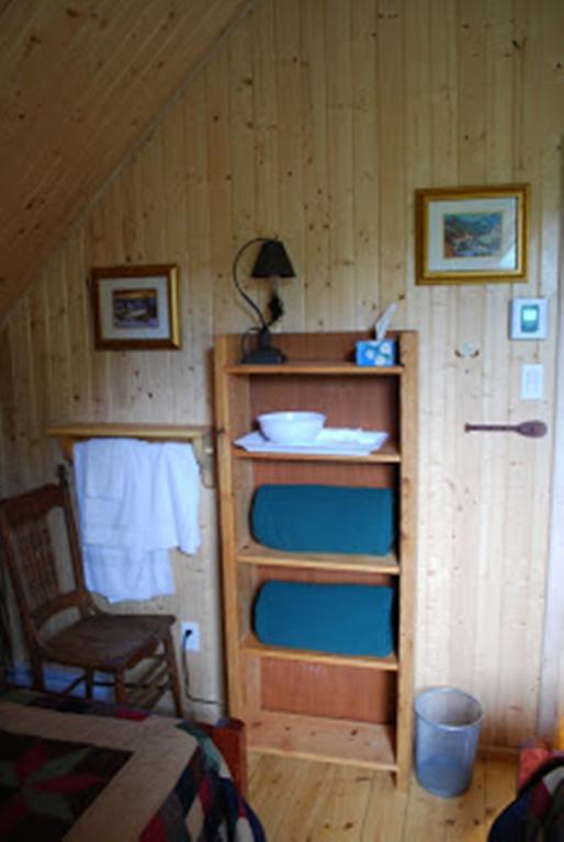 Auberge De La Riviere Matapedia - Matapedia River Lodge Routhierville Kamer foto