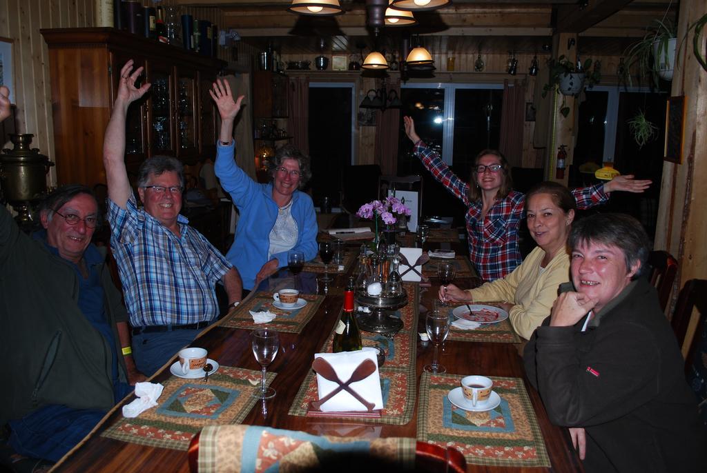 Auberge De La Riviere Matapedia - Matapedia River Lodge Routhierville Buitenkant foto